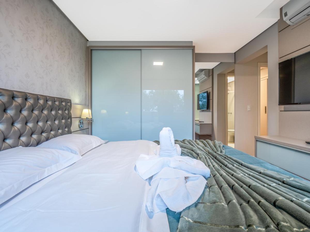 2 Suite, 1 Dormitorio Em Meio A Mata Araucaria A 1,5 Km Centro, Altos De Gramado Exteriör bild